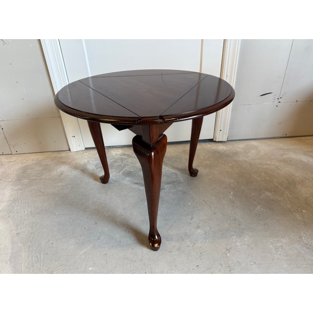 Vintage Queen Anne Style Solid Wood Drop Leaf Handkerchief Side Table For Sale - Image 15 of 17