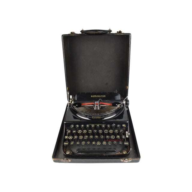 Mid 20th Century Early Remington Envoy Typewriter With Case Spanish Language For Sale - Image 13 of 13