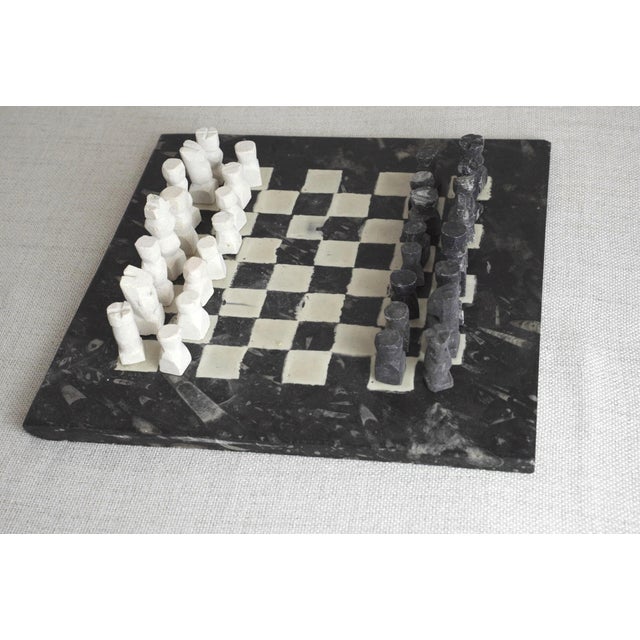 Mid-Century Brutalist Marble Chess Board Set with Black and White Orthoceras Fossil Slab and Stone Pieces, 1950s, Set of 33 For Sale - Image 16 of 16