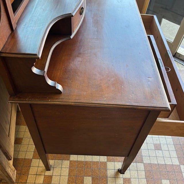Dressing Table with Mirror in Wood For Sale - Image 3 of 6