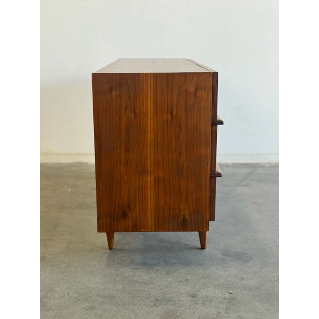 Brown 1960s Dresser by American of Martinsville For Sale - Image 8 of 10