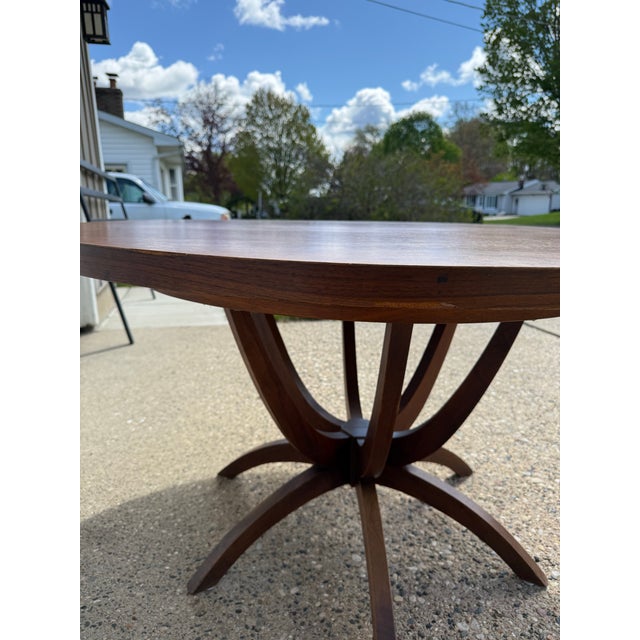 1940s Chet Beardsley Mid-Century Modern Round Walnut Dining Table, Sculptural Pedestal Base For Sale - Image 10 of 10