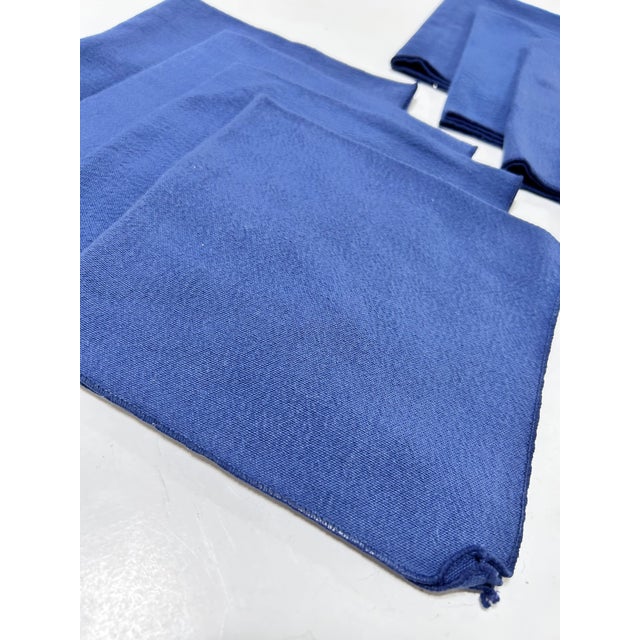 Blue Cloth Dinner Napkins – Classic Tabletop Dining Entertaining Linens - Set of 8 For Sale - Image 4 of 8