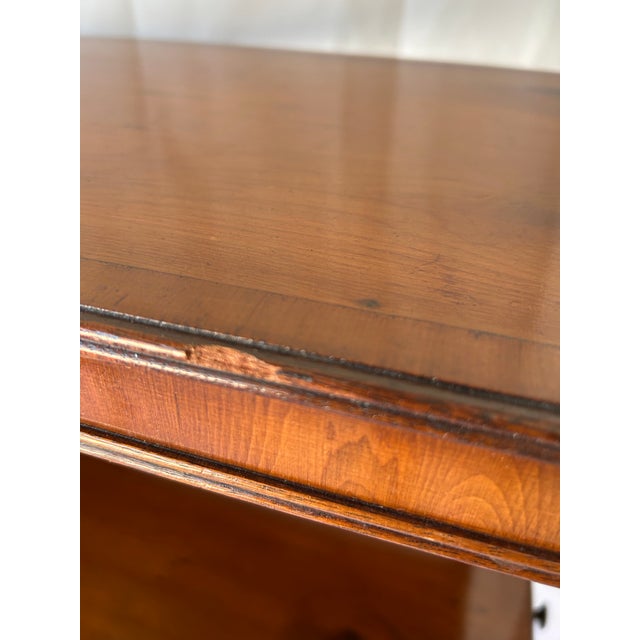 Pair of Antique English Mahogany Two-Tier Side Tables on Casters, Circa 1900 For Sale - Image 11 of 16