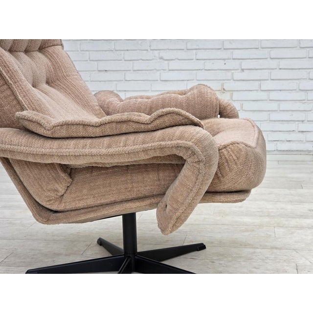 Danish Swivel Armchair in Beige Furniture Fabric, 1970s For Sale - Image 9 of 18