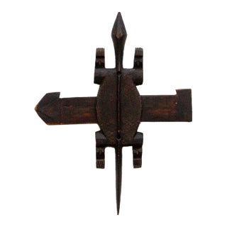 Finely Carved Bambara Lizard Guardian For Sale