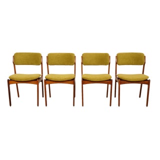 Dining Chairs with Armrests in Rosewood by Erik Buch, Set of 4 For Sale