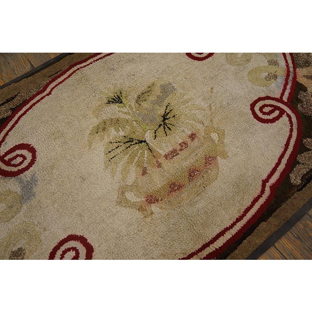 American 1890s Ivory Floral Folk Art Antique American Hooked Rug 2' 6" X 4' 0" Handknotted Wool Carpet For Sale - Image 3 of 4