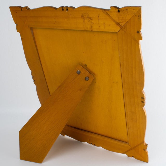 1940s Varnished Carved Sycamore Wood Picture Frame, Circa 1940 For Sale - Image 5 of 9