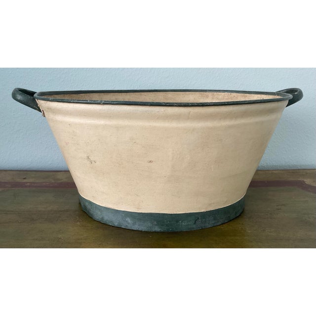 Vintage Hand-Painted Tole Camellia Cachepot Jardinière With Handles For Sale - Image 4 of 10
