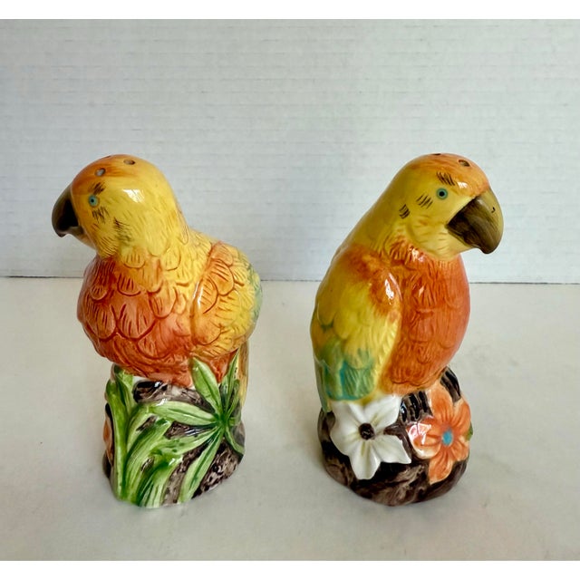 Mid-Century Modern Vintage Ceramic Tropical Bird Salt and Pepper Shakers For Sale - Image 3 of 8