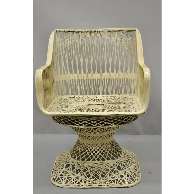 Vintage Russell Woodard Style Woven Spun Fiberglass Chair For Sale - Image 11 of 11