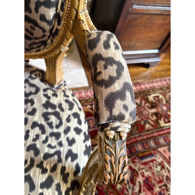 Pair of Louis XVI Medallion Style Arm Chairs Giltwood, 18th Century For Sale - Image 4 of 9
