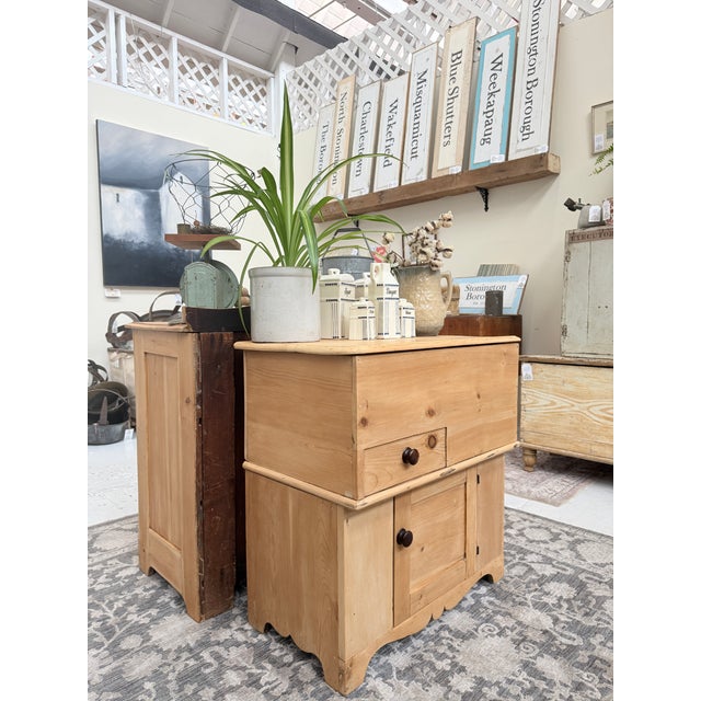 Farmhouse Antique Scrubbed Pine Sugar Chest For Sale - Image 3 of 15