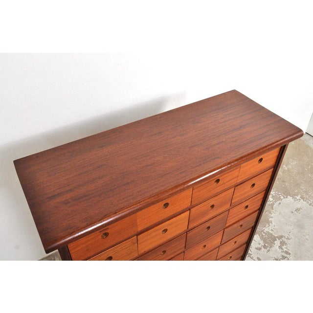 Brown Vintage Mahogany Chest of Drawers, 1930s For Sale - Image 8 of 9