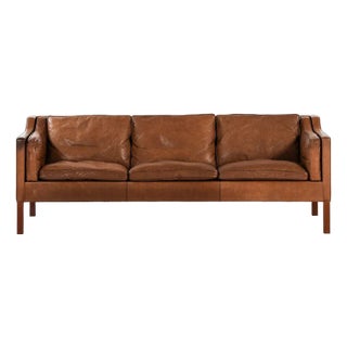 Model 2213 Sofa in Teak and Leather attributed to Børge Mogensen, 1963 For Sale