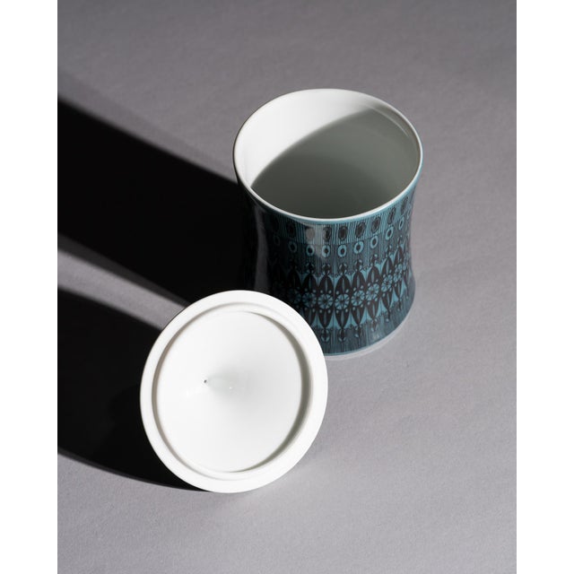 Turquoise Porcelain Vase and Lidded Box Set by Hans Theo Baumann for Rosenthal, 1964, Set of 3 For Sale - Image 9 of 17