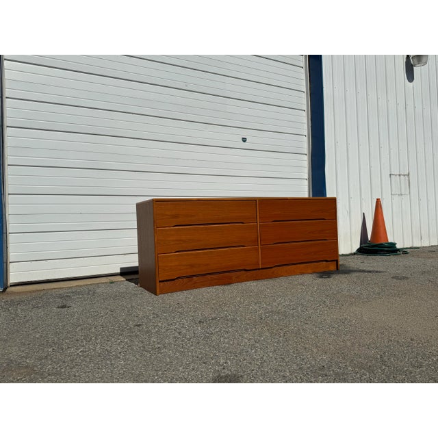 Mid-Century Modern Mid-Century Danish Modern Teak Nordisk Andels Eksport George Petersens Credenza #40 For Sale - Image 3 of 12
