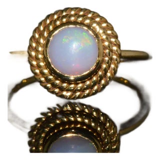 Certified Natural 1.18Cts Cabochon Opal 750 18K Solid Gold Bezel Filigree Stacking Ring, size 6.25 For Sale