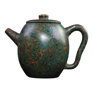 Mid 20th Century Lacquer Yixing Zisha Teapot, Abalone Shell Inlaid Swirl Pattern Chinoiserie Tea Ware For Sale