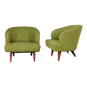 Mid-20th Century Art Deco to Mid-Century Modern Green Bucket or Barrel Style Accent or Lounge Chairs a Pair