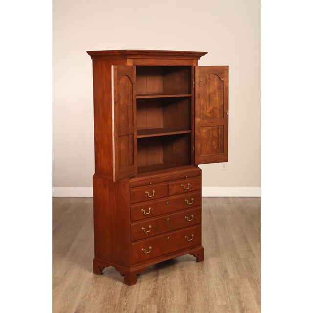 David T. Harring Chippendale Style Walnut Two Piece Jackson Press For Sale - Image 10 of 18