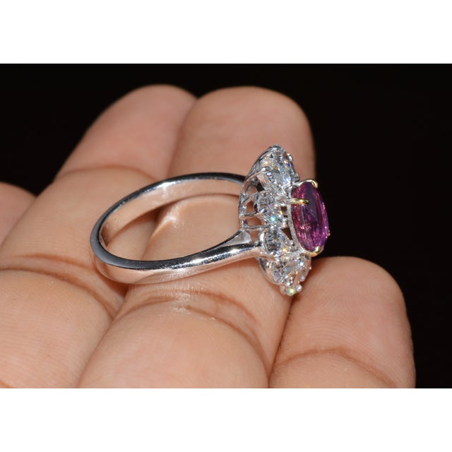 Gia Certified 3.15ct No-Heat Purple Pink Sapphire & Diamond 18k Gold Halo Ring, Size 6.5 For Sale - Image 12 of 18