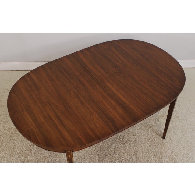 Traditional Henkel Harris Walnut Inlaid Oval Dining Table For Sale - Image 3 of 17