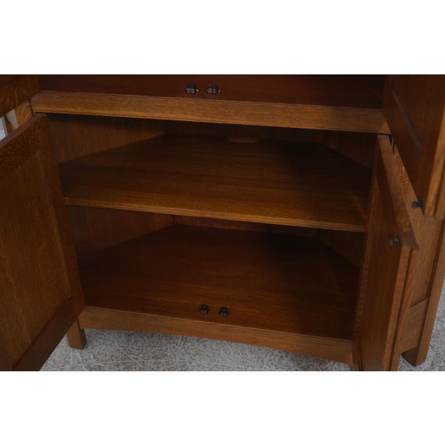 Stickley Stickley Mission Oak Corner Cupboard Cabinet For Sale - Image 4 of 15