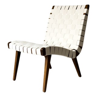Model 654W Vostra Lounge Chair with Walnut Frame and New Webbing by Jens Risom for Knoll, 1950s For Sale