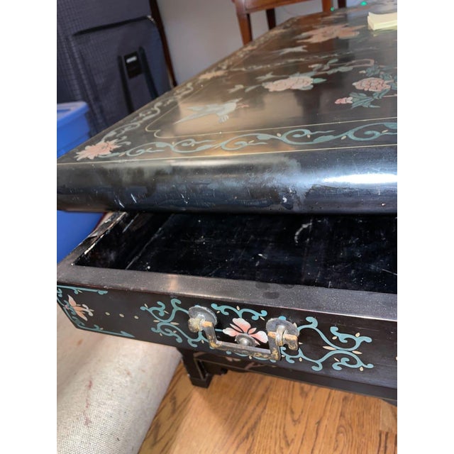 Black Vintage Korean Black Lacquer Chinoiserie Coffee Table With Mother of Pearl Inlay For Sale - Image 8 of 10