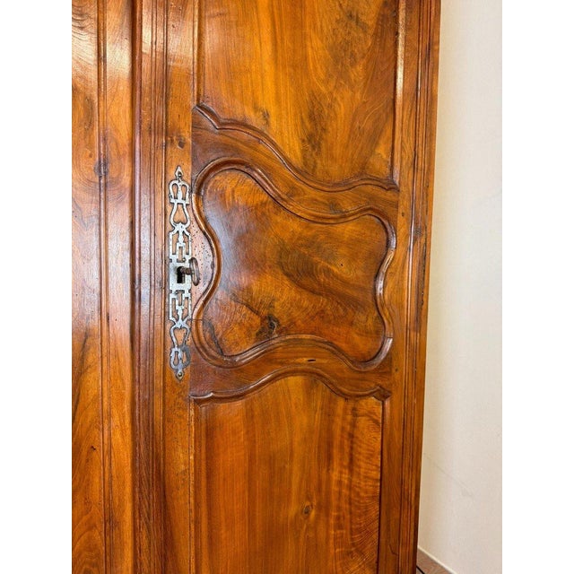 Antique Louis XV Walnut Wardrobe, 1700s For Sale - Image 6 of 9