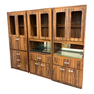 Mid Century Modern Danish 3Pieces Rosewood Veneer Wall Unit With Lucite Handles For Sale