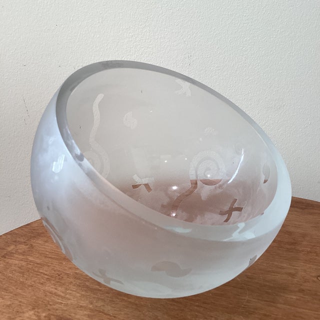 Vintage Frosted Modern Robert McCandless Etched Art Glass Bowl For Sale - Image 4 of 12