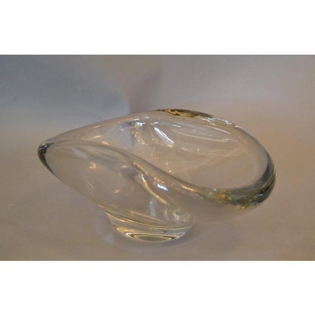 Mid-Century Modern American Vintage Heavy Hand Molded Crystal Glass Clear Art Glass Bowl Fostoria For Sale - Image 3 of 11