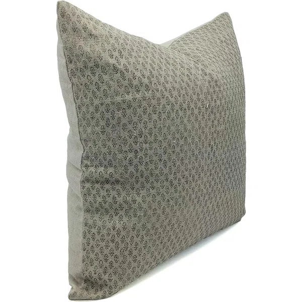 Bring subtle elegance to your home with Fabdivine’s Everbee block print cushion cover. Handcrafted on thick linen, this...