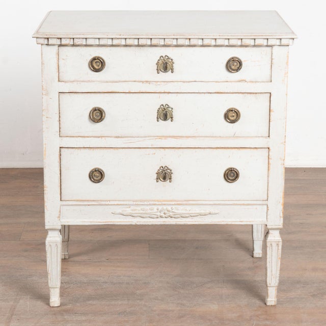 Gustavian (Swedish) Late 19th Century Swedish White Gustavian Style Small Chest of Three Drawers Nightstand For Sale - Image 3 of 12