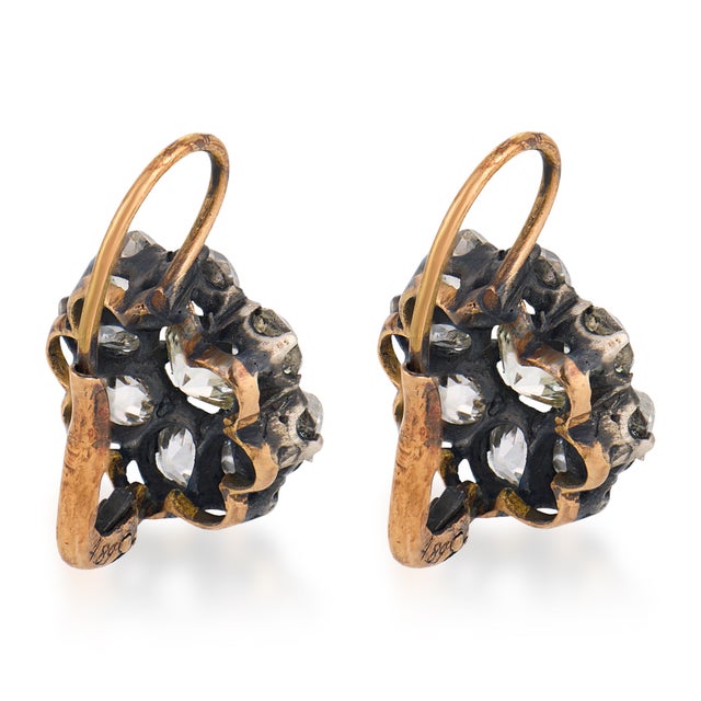 1920s 1920s Pair of Victorian Style 4.89 Carat Old Mine Diamond 18k Gold Silver Cluster Earrings For Sale - Image 5 of 5
