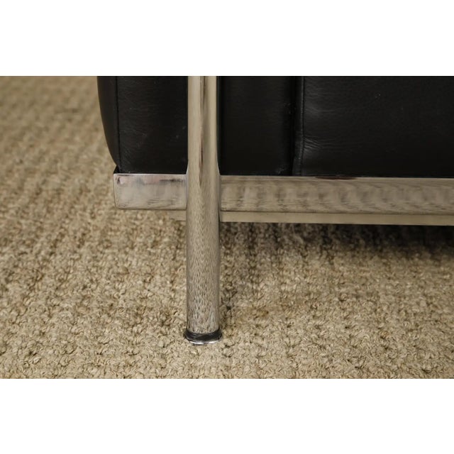 'Lc2' Black Leather Settee Sofa Loveseat by Le Corbusier for Cassina, Signed For Sale - Image 14 of 18