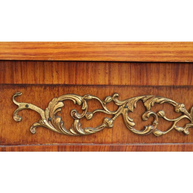 Round Inlaid Dining Table with Removable Extensions, 1970s For Sale - Image 4 of 18