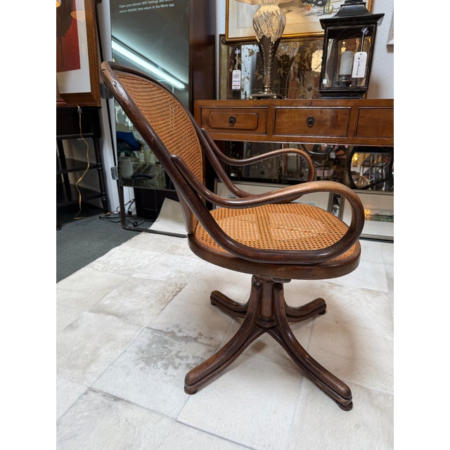 Thonet Swivel Chair, 19th Century For Sale In San Francisco - Image 6 of 12