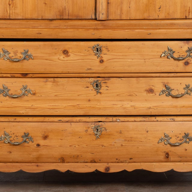 Early 19th Century Large Pine Cabinet With Three Drawers From the Netherlands For Sale - Image 12 of 14