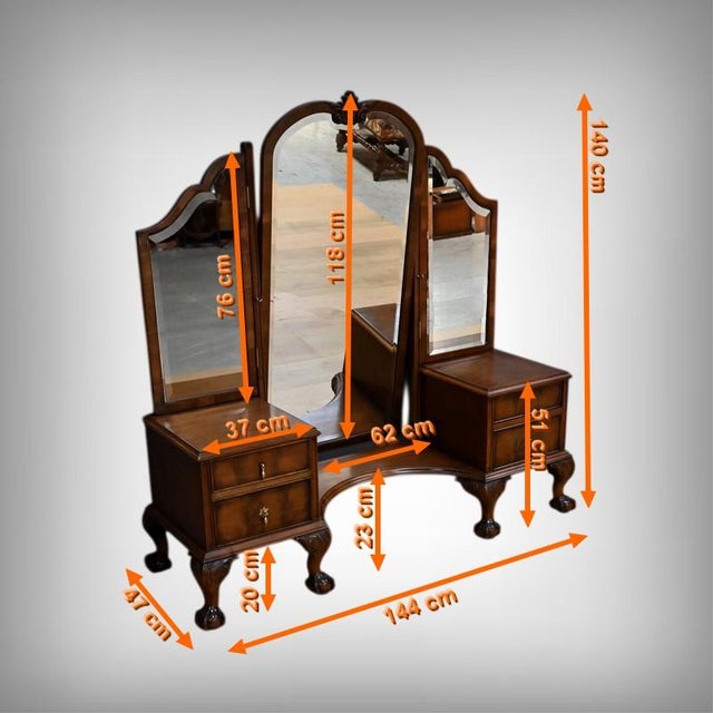 Chippendale Style Walnut Dressing Table, England, 1930s For Sale - Image 15 of 17