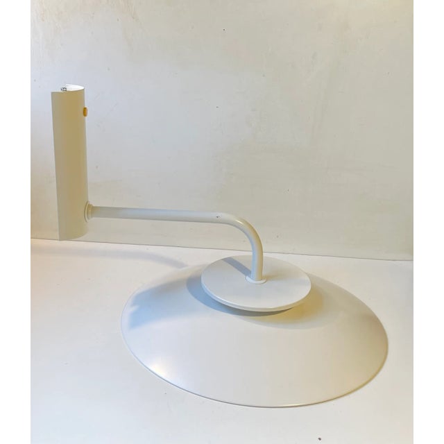 Swedish Minimalist White Wall Lamp from Boréns, 1980s For Sale - Image 4 of 8