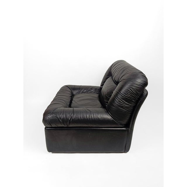 Italian Model Panarea Lounge Chair in Black Leather attributed to Lev & Lev, 1970s For Sale - Image 4 of 18