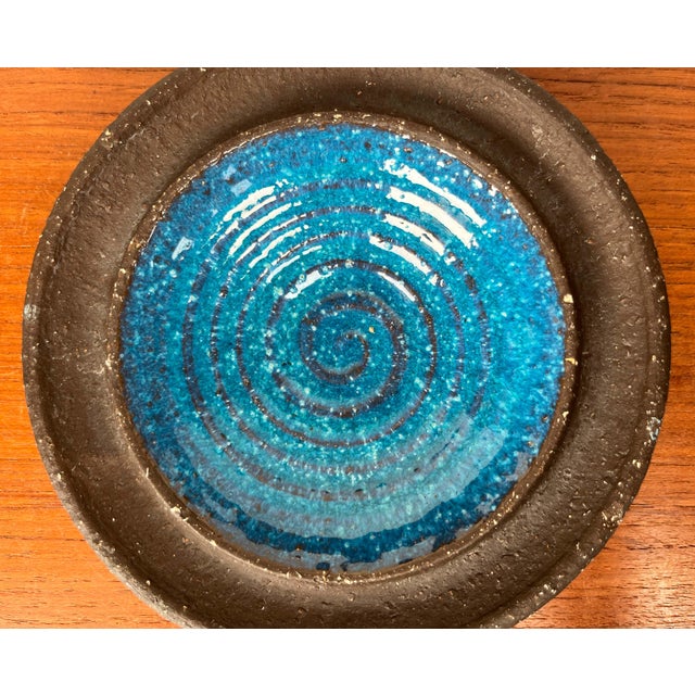 Mid-Century Modern Danish Studio Pottery Bowl Ulrik Lundbergh Ebeltoft, Denmark, 1960s, in Very Good conditions. Designed...