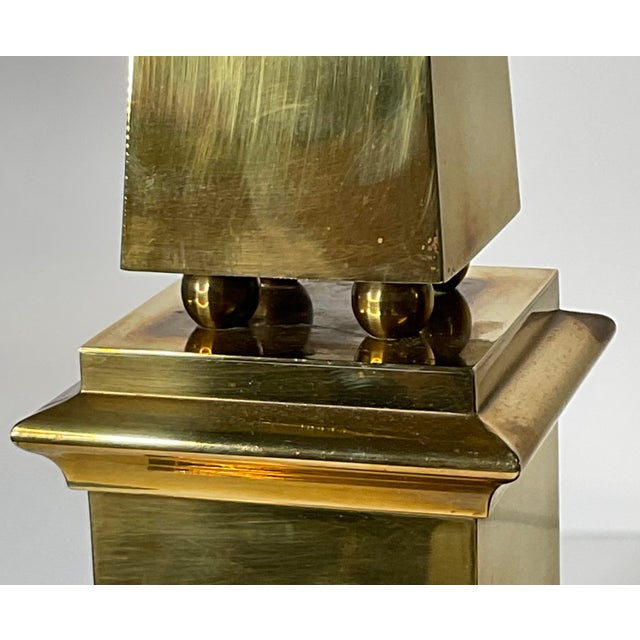 Hollywood Regency Pair of 1980s Polished Brass Obelisks For Sale - Image 3 of 10