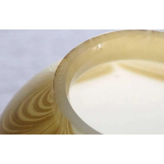 1900 - 1909 American Tiffany Studios Opalescent Glass Dragged Loop Mosque Lamp Shade For Sale - Image 5 of 6