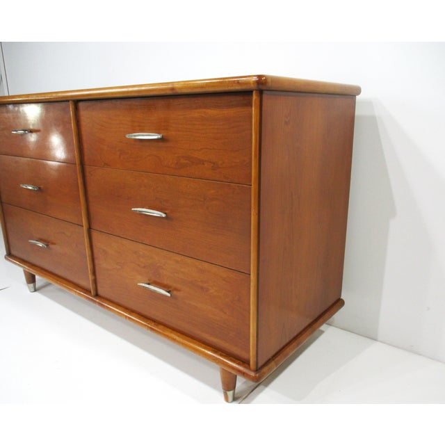 American of Martinsville American of Martinsville Styled Mid Century Dresser Chest For Sale - Image 4 of 11