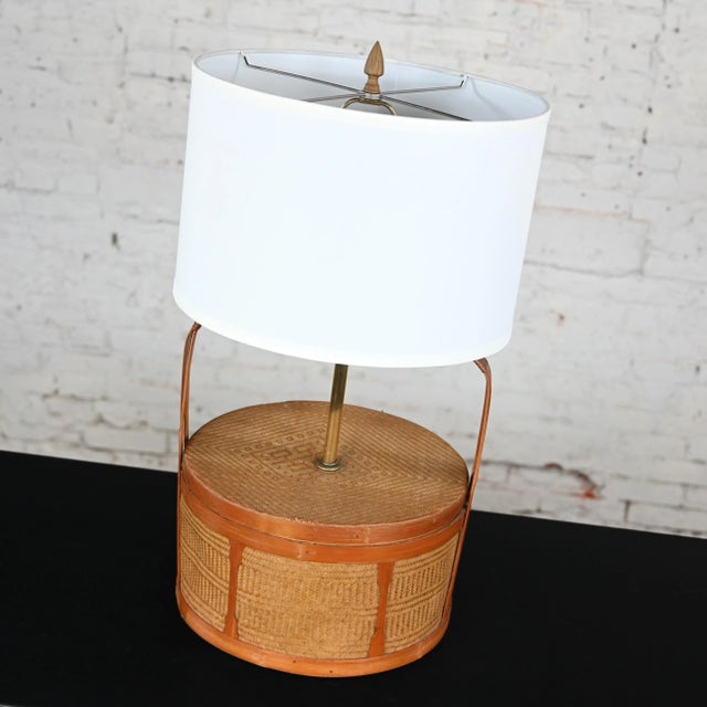 Late 20th Century Chinoiserie or Asian Style Rattan & Wicker Basket Table Lamp With New White Drum Shade For Sale - Image 12 of 12